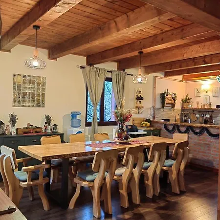 Rustic Dream Mia Villa