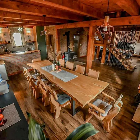 Rustic Dream Mia *