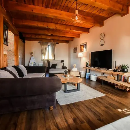 Rustic Dream Mia Villa